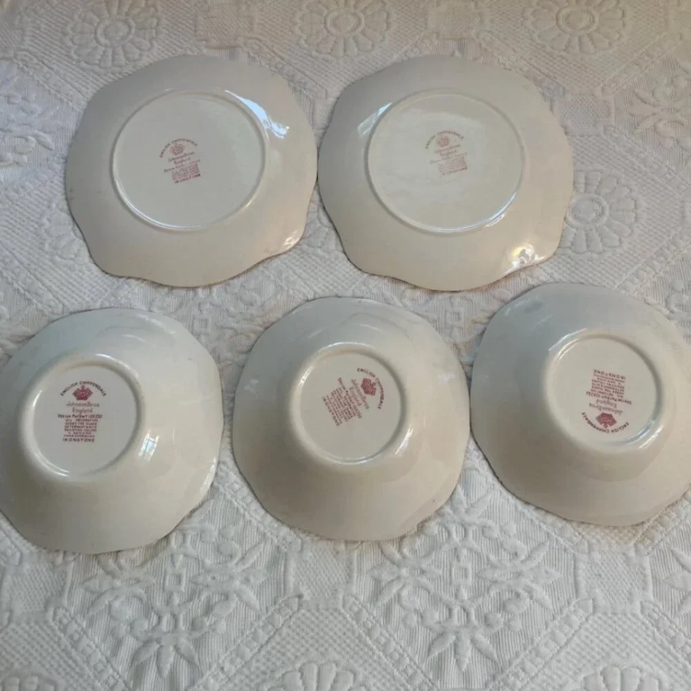 Chippendale Johnson Brothers . lot of 5 . square plate . square cereal bowl - Picture 2 of 3